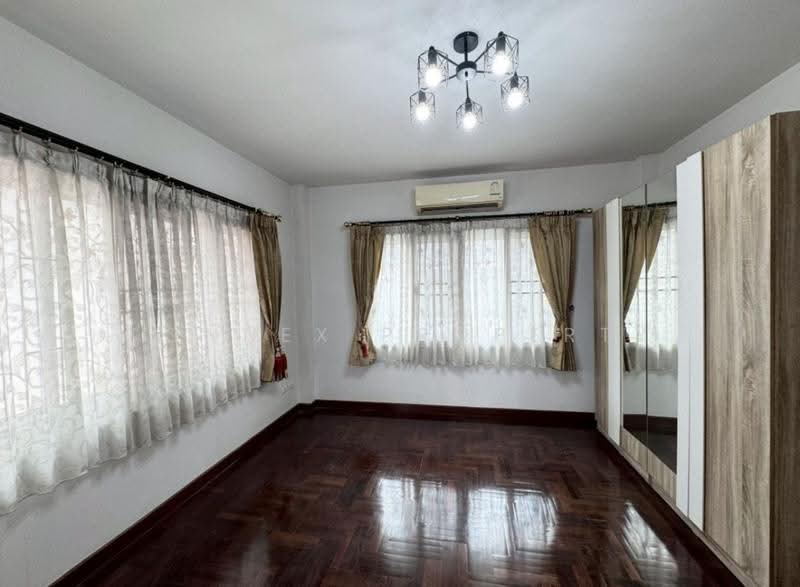 บ้านทองสถิตย์ 8 หทัยราษฎร์ - วัชรพล, ปทุมธานี, หทัยราษฎร์, ลาดสวาย, ลำลูกกา, ปทุมธานี, 200 ตร.ม., บ้านเดี่ยว ขาย, โดย Connex Property, 500560378 - DDproperty.com
