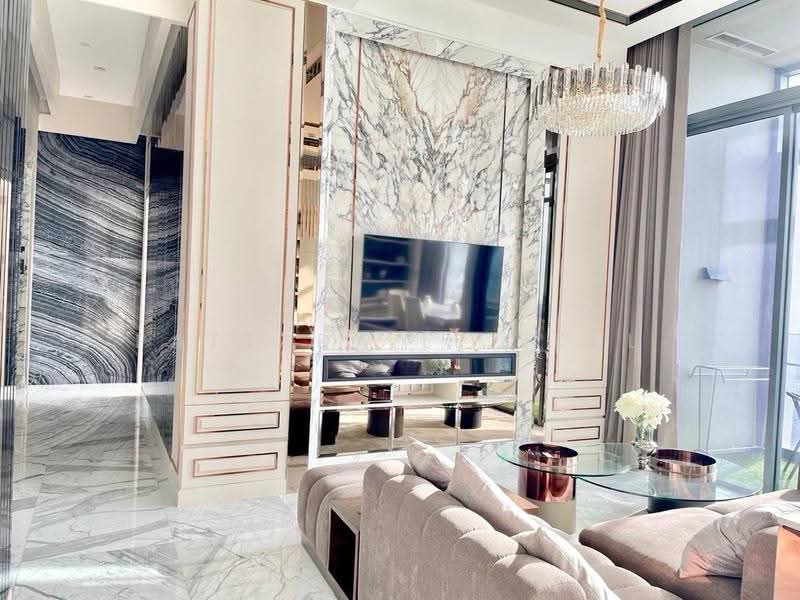 The Esse Asoke, Bangkok, 333 Soi Sukhumvit 21, Sukhumvit Road, Khlongtoei Nua, Watthana, Bangkok, 2 Bedrooms, 157 sqm, Condo For Sale, by Pattada Letikul, 500560418 - DDproperty.com