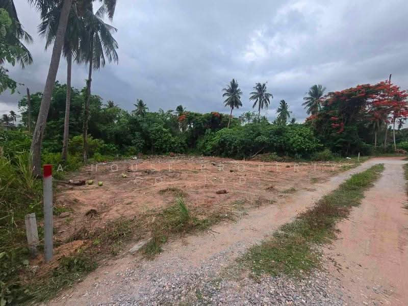 Land in Si Racha a prime investment location in the Khao Noi community area, Chon Buri (Pattaya), Surasak, Si Racha, Chon Buri (Pattaya), , 800 sqm, Land For Sale, by A House Property Co.,Ltd., 500560476 - DDproperty.com