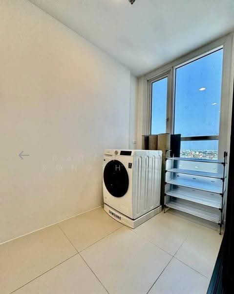 XT Huaikhwang, Bangkok, 244 Ratchadaphisek Road, Huai Khwang, Bangkok, 2 Bedrooms, 59 sqm, Condo For Rent, by Ratchanon Songthammakul, 500560542 - DDproperty.com