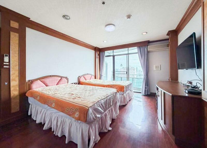Lumpini Park View, Bangkok, Rama 4, Thung Maha Mek, Sathon, Bangkok, 4 Bedrooms, 164 sqm, Condo For Rent, by Waiyawut Kwanmongkhol, 500560544 - DDproperty.com