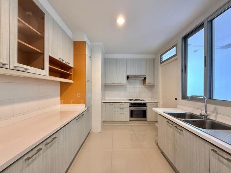 Krungthep Thani Tower, Bangkok, 56 Soi Sukhumvit 24, Khong Tan, Khlong Toei, Bangkok, 3 Bedrooms, 230 sqm, Apartment For Rent, by Bangkok Residential, 500560545 - DDproperty.com