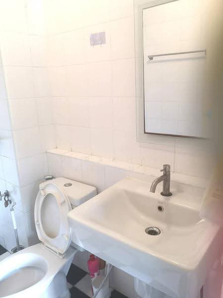 Dcondo Sathupradit 49, Bangkok, Soi Sathupradit 49 Sathupradit Road, Bang Pong Pang, Yan Nawa, Bangkok, 1 Bedroom, 31 sqm, Condo For Rent, by Virachai Vongbunsin, 500560546 - DDproperty.com