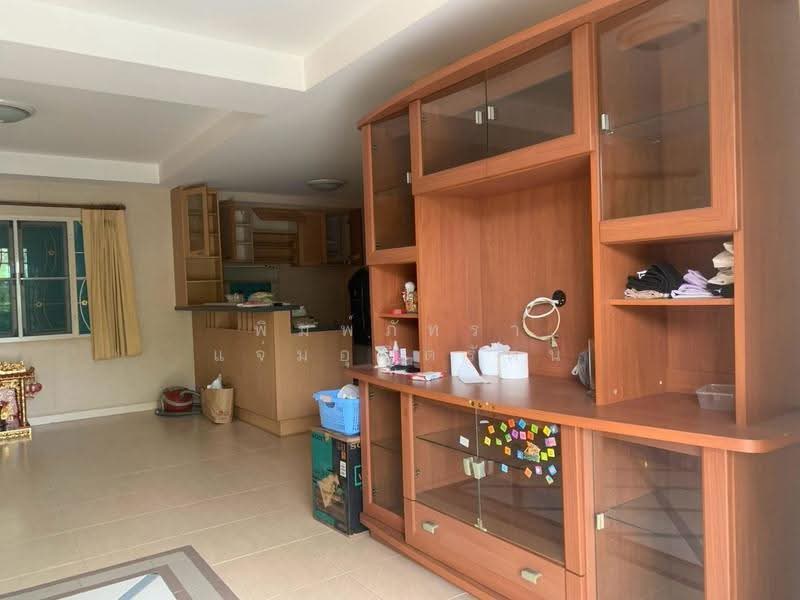 Chonlada Bangbuathong, Nonthaburi, Bang Kruai - Sai Noi Road, Bang Bua Thong, Nonthaburi, 3 Bedrooms, 200 sqm, Single Detached House For Rent, by พิมพ์ภัทรา แจ่มอุลิตรัตน, 500560549 - DDproperty.com