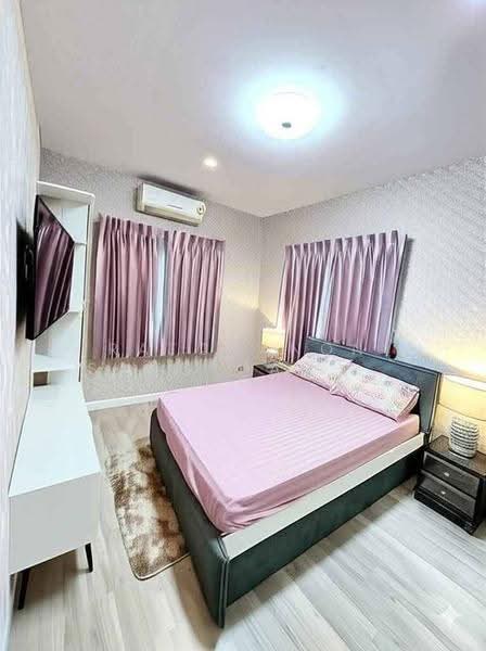 4-BR House, Bangkok, Khlong Song Ton Nun, Lat Krabang, Bangkok, 4 Bedrooms, 170 sqm, Single Detached House For Rent, by Ratchanon Songthammakul, 500560564 - DDproperty.com