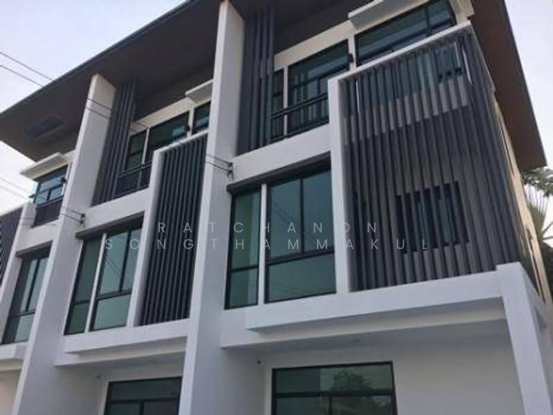 4-BR Townhouse, Bangkok, Lat Phrao, Bangkok, 4 Bedrooms, 133 sqm, Townhouse For Sale, by Ratchanon Songthammakul, 500560573 - DDproperty.com