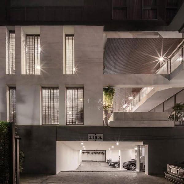 The Pillar Sukhumvit 71, Bangkok, 27 Soi Phattanawert 12, Phra Kanong Nua, Watthana, Bangkok, 3 Bedrooms, 314 sqm, Condo For Sale, by Pattada Letikul, 500560579 - DDproperty.com