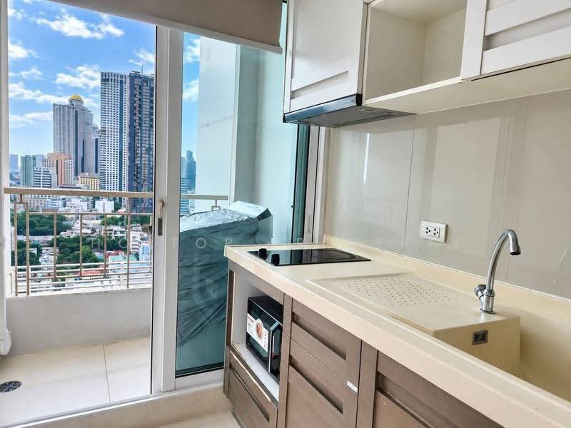 Ivy Sathorn 10 : ไอวี่ สาทร 10, กรุงเทพ, 88 ซอยสาทร 12 ถนนสาทร, สีลม, บางรัก, กรุงเทพ, 35 ตร.ม., คอนโด ให้เช่า, โดย Holtop Property, 500560590 - DDproperty.com