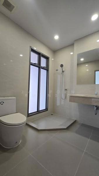 SHO Phatthanakan 32 : โช พัฒนาการ 32, กรุงเทพ, ซอยพัฒนาการ 32, สวนหลวง, กรุงเทพ, 325 ตร.ม., ทาวน์เฮ้าส์ ขาย, โดย Jatuporn Amonsin, 500560592 - DDproperty.com