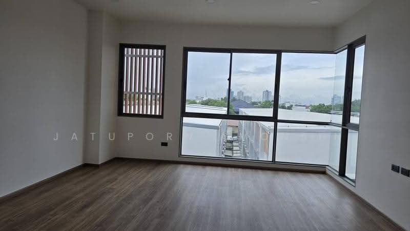 SHO Phatthanakan 32, Bangkok, Soi Phatthanakan 32, Suan Luang, Bangkok, 3 Bedrooms, 325 sqm, Townhouse For Sale, by Jatuporn Amonsin, 500560592 - DDproperty.com