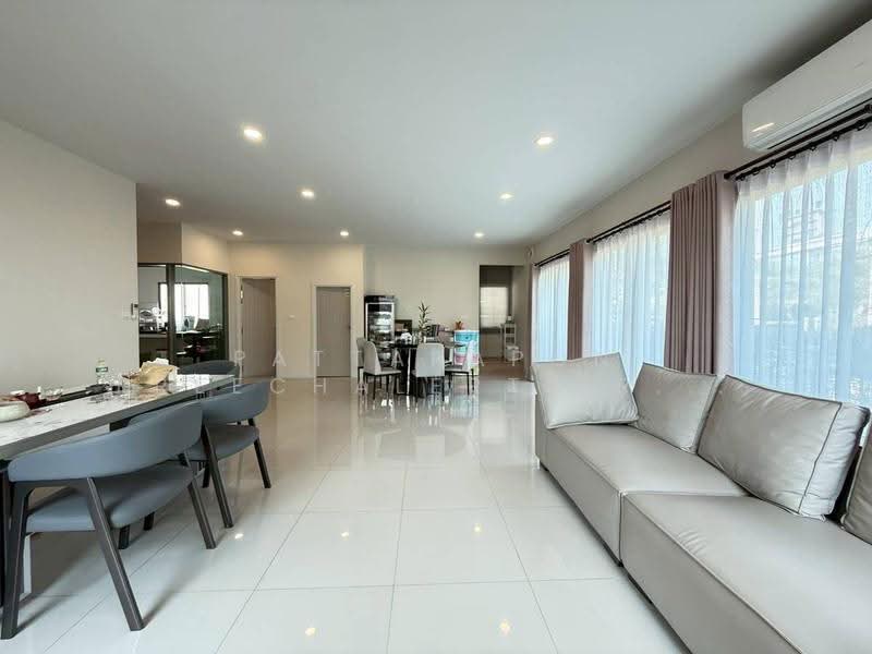 Perfect Place Sukhumvit 77-Suvarnabhumi, Samut Prakan, Lat Krabang Road, Rachathewa, Bang Plee, Samut Prakan, 4 Bedrooms, 245 sqm, Single Detached House For Sale, by Pattarapon Preechalertpiriya, 500560618 - DDproperty.com