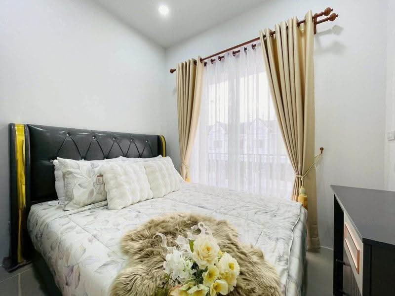 Ratanakorn Village 25, Chon Buri (Pattaya), มาบสอง - ค่ายมวย, Nong Pru, Bang Lamung (Pattaya), Chon Buri (Pattaya), 3 Bedrooms, 132 sqm, Townhouse For Sale, by Connex Property, 500560623 - DDproperty.com