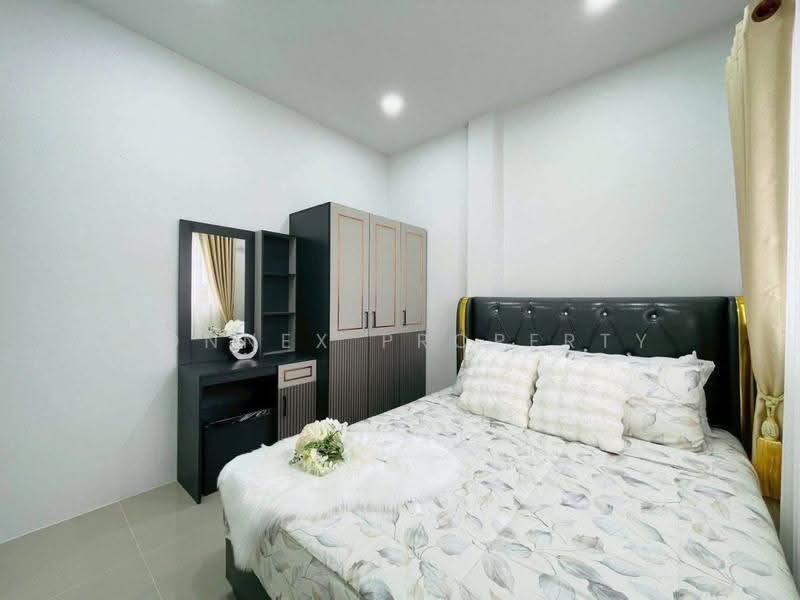 Ratanakorn Village 25, Chon Buri (Pattaya), มาบสอง - ค่ายมวย, Nong Pru, Bang Lamung (Pattaya), Chon Buri (Pattaya), 3 Bedrooms, 132 sqm, Townhouse For Sale, by Connex Property, 500560623 - DDproperty.com