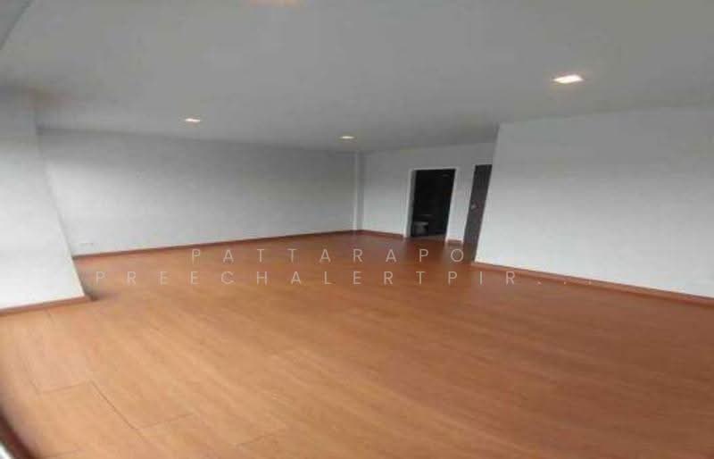 3-BR Townhouse, Bangkok, Sanam Bin, Don Mueang, Bangkok, 3 Bedrooms, 235 sqm, Townhouse For Sale, by Pattarapon Preechalertpiriya, 500560628 - DDproperty.com