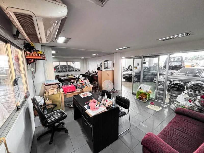 5-BR House, Bangkok, Wat Tha Pra, Bangkok Yai, Bangkok, 5 Bedrooms, 225 sqm, Single Detached House For Rent, by Ratchanon Songthammakul, 500560634 - DDproperty.com