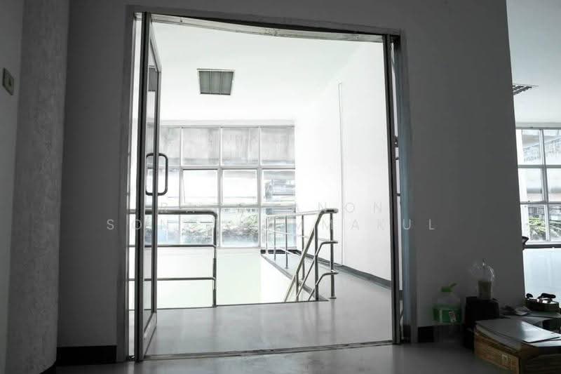5-BR House, Bangkok, Wat Tha Pra, Bangkok Yai, Bangkok, 5 Bedrooms, 225 sqm, Single Detached House For Rent, by Ratchanon Songthammakul, 500560634 - DDproperty.com