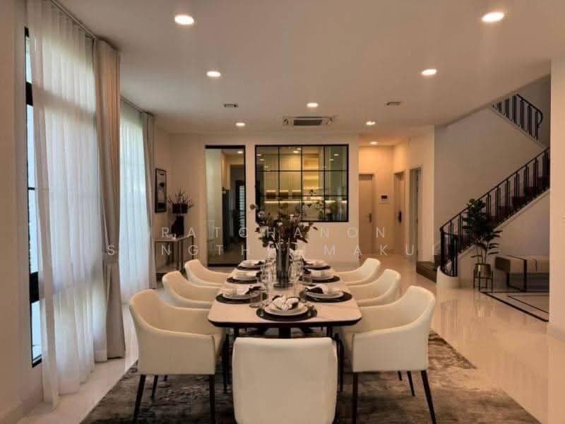 Nantawan Rama 9 - New Krungthepkreetha, Bangkok, Saphan Sung, Bangkok, 4 Bedrooms, 400 sqm, Single Detached House For Rent, by Ratchanon Songthammakul, 500560664 - DDproperty.com