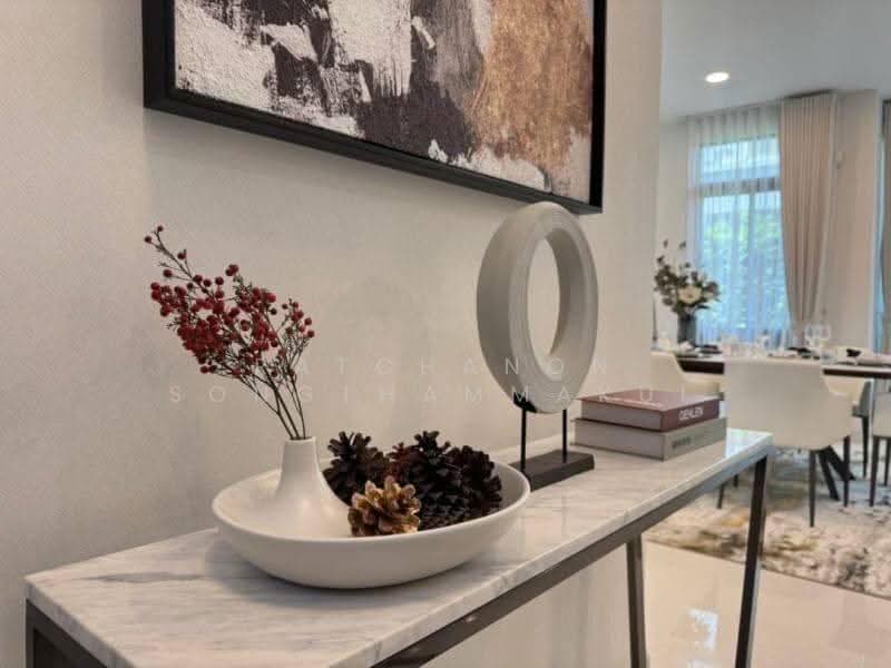 Nantawan Rama 9 - New Krungthepkreetha, Bangkok, Saphan Sung, Bangkok, 4 Bedrooms, 400 sqm, Single Detached House For Rent, by Ratchanon Songthammakul, 500560664 - DDproperty.com