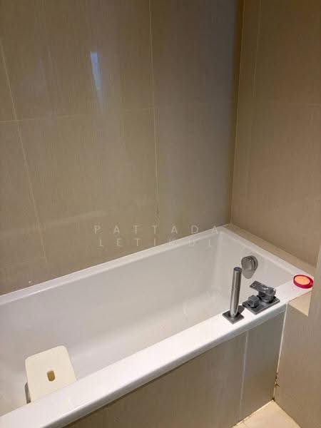 H Sukhumvit 43, Bangkok, 28 Sukhumvit 34 Road, Khlong Tan Nua, Watthana, Bangkok, 1 Bedroom, 42 sqm, Condo For Rent, by Pattada Letikul, 500560669 - DDproperty.com