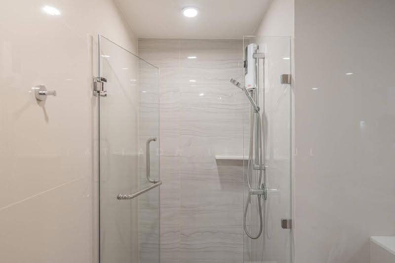 Life Rama 4-Asoke, Bangkok, Rama 4 Road, Khlong Toei, Bangkok, 2 Bedrooms, 48 sqm, Condo For Sale, by Pattada Letikul, 500560719 - DDproperty.com