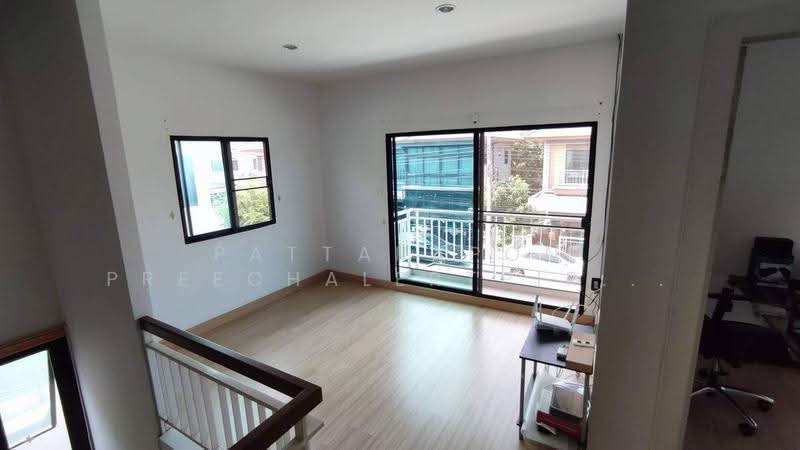RK Home Park 2 Rama 9 - Wongwaen, Bangkok, 51 Patthana Chonabot 3 Rd, Khlong Song Ton Nun, Lat Krabang, Bangkok, 3 Bedrooms, 191 sqm, Single Detached House For Sale, by Pattarapon Preechalertpiriya, 500560762 - DDproperty.com