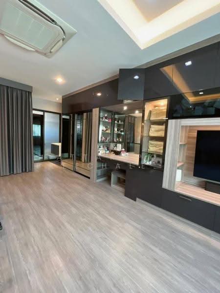 Landmark Ekamai-Ramindra, Bangkok, Sukhonthasawat Road, Lat Phrao, Bangkok, 3 Bedrooms, 263 sqm, Townhouse For Sale, by Pattarapon Preechalertpiriya, 500560770 - DDproperty.com