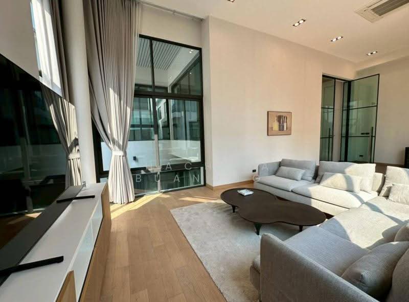 The Glamor Ekkamai – Praditmanutham, Bangkok, Soi Praditmanutham 8, Khlong Chaokhun Sing, Wang Thonglang, Bangkok, 3 Bedrooms, 412 sqm, Single Detached House For Sale, by Thachaya Buanong, 500560795 - DDproperty.com
