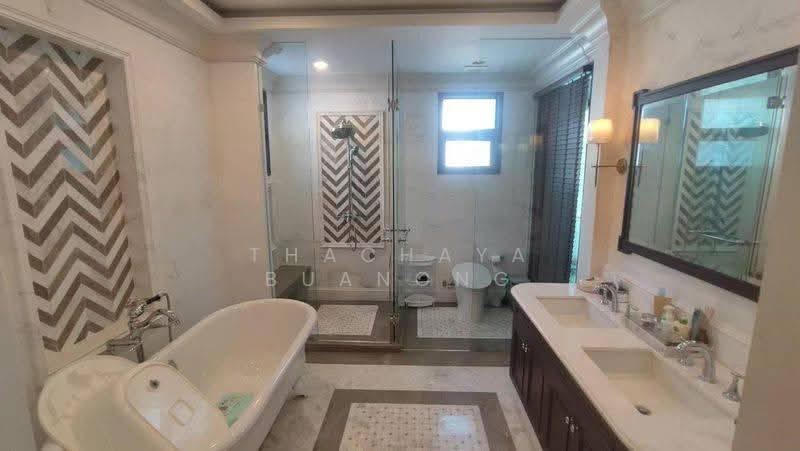 Baan Sansiri Pattanakarn, Bangkok, Phatthanakan Road, Suan Luang, Bangkok, 4 Bedrooms, 500 sqm, Single Detached House For Sale, by Thachaya Buanong, 500560799 - DDproperty.com