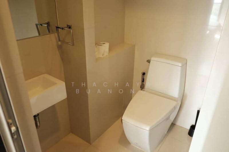 Rhythm Sukhumvit 44/1, Bangkok, Sukhumvit Road, Phra Kanong, Khlong Toei, Bangkok, 1 Bedroom, 45 sqm, Condo For Rent, by Thachaya Buanong, 500560811 - DDproperty.com