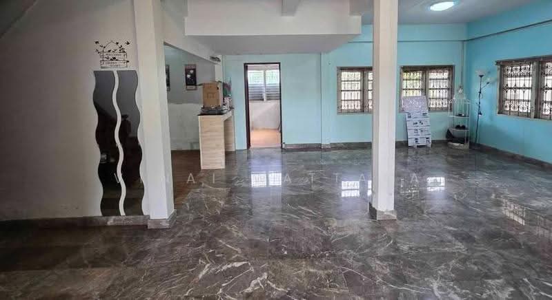 3-BR House, Bangkok, Lam Pla Tiew, Lat Krabang, Bangkok, 3 Bedrooms, 150 sqm, Single Detached House For Sale, by Vinai Wattana, 500560833 - DDproperty.com