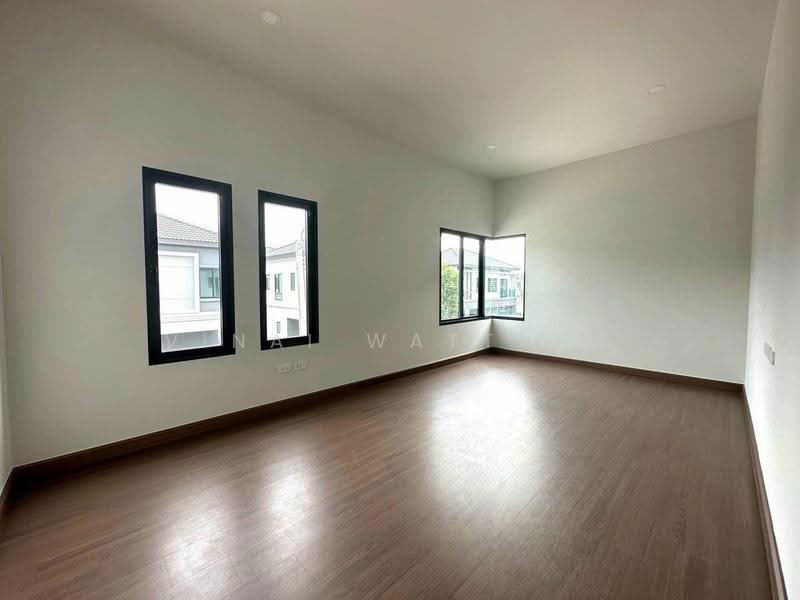 Grand Britania Wongwaen-Ramintra, Bangkok, Kanchanaphisek Ring Road, Sam Wa Tawan Tok, Khlong Sam Wa, Bangkok, 4 Bedrooms, 185 sqm, Semi-Detached House (Twin House) For Sale, by Vinai Wattana, 500560934 - DDproperty.com