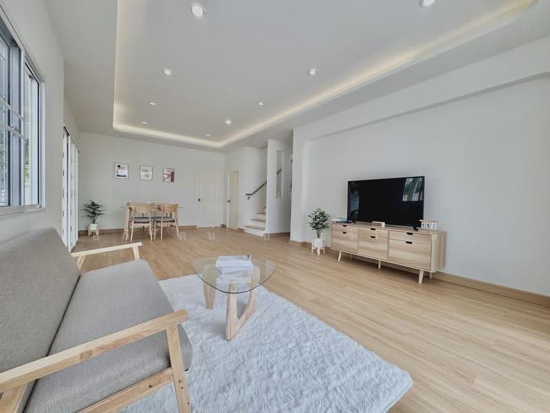 ขอนแก่น เมืองเก่า, Khon Kaen, Muang Kao, Muang Khon Kaen, Khon Kaen, 4 Bedrooms, 240 sqm, Single Detached House For Sale, by อภิรัตน์ ประวิเศษ, 500560952 - DDproperty.com