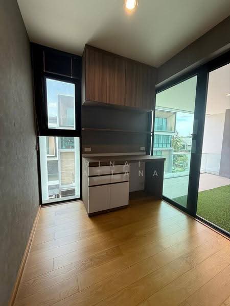 4-BR Townhouse, Bangkok, Suan Luang, Bangkok, 4 Bedrooms, 120 sqm, Townhouse For Sale, by Vinai Wattana, 500560966 - DDproperty.com