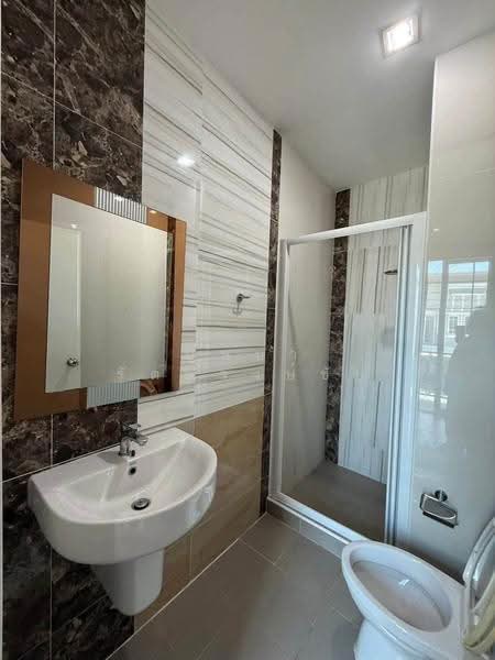 Golden Town Sathorn, Bangkok, Kanlapaphruek Road, Bangkhuntien, Chom Thong, Bangkok, 4 Bedrooms, 117 sqm, Townhouse For Rent, by บุษบา รัตนวงษ์ชัย, 500560972 - DDproperty.com
