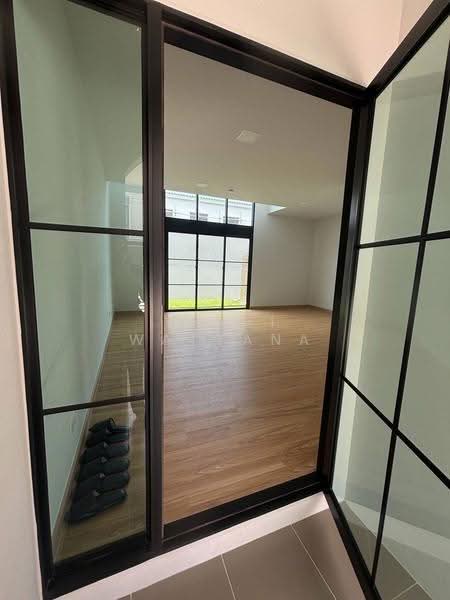 Siri Place Pattanakarn, Bangkok, 207 Soi Chaloem Prakiat Rama 9, Dok Mai, Prawet, Bangkok, 2 Bedrooms, 133 sqm, Townhouse For Sale, by Vinai Wattana, 500561005 - DDproperty.com