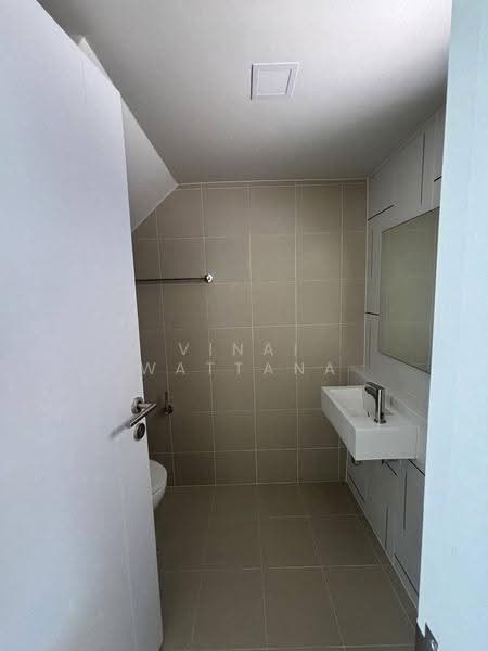 Siri Place Pattanakarn, Bangkok, 207 Soi Chaloem Prakiat Rama 9, Dok Mai, Prawet, Bangkok, 2 Bedrooms, 133 sqm, Townhouse For Sale, by Vinai Wattana, 500561005 - DDproperty.com