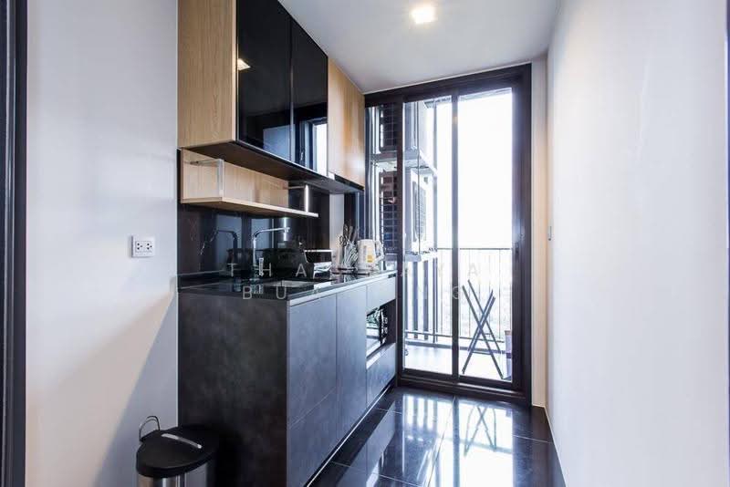 The Line Jatujak-Mochit, Bangkok, Phaholyothin Road, Jom Phon, Chatuchak, Bangkok, 1 Bedroom, 35 sqm, Condo For Sale, by Thachaya Buanong, 500561027 - DDproperty.com