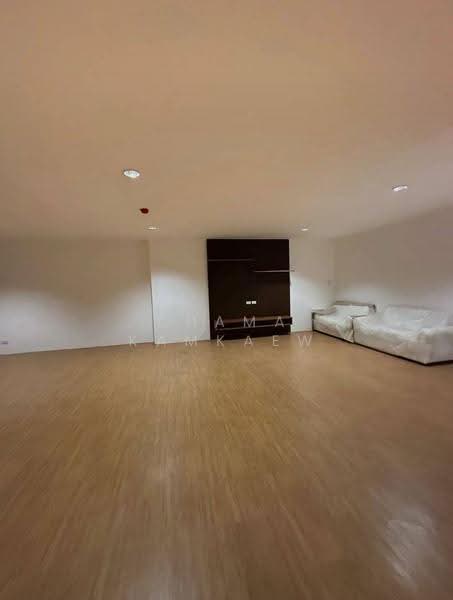 Baan Klang Hua Hin : บ้าน กลาง หัว หิน, ประจวบคีรีขันธ์, 30 11 ถ.เพชรเกษม, หัวหิน, ประจวบคีรีขันธ์, 130 ตร.ม., คอนโด ขาย, โดย Chama Kamkaew, 500561029 - DDproperty.com