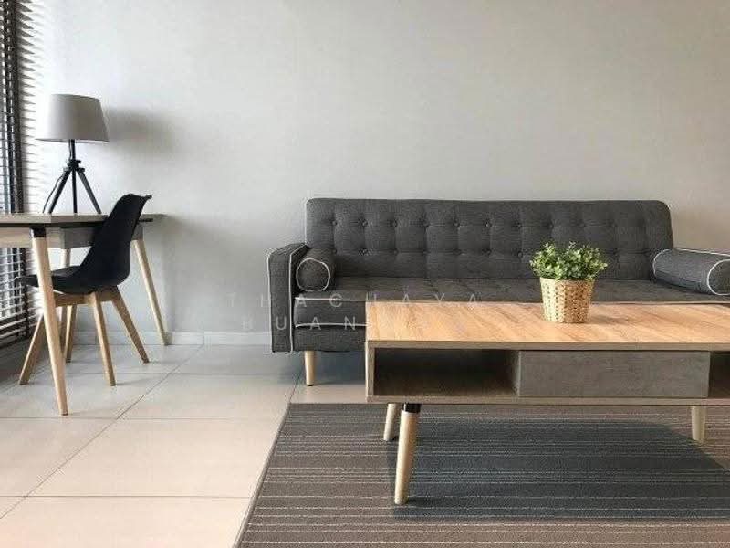 The Lofts Ekkamai, Bangkok, 1415 Sukhumvit Road, Phra Kanong Nua, Watthana, Bangkok, 2 Bedrooms, 60 sqm, Condo For Rent, by Thachaya Buanong, 500561038 - DDproperty.com