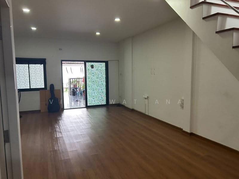ทาวน์เฮ้าส์ 2-ห้องนอน, กรุงเทพ, ทุ่งสองห้อง, หลักสี่, กรุงเทพ, 84 ตร.ม., ทาวน์เฮ้าส์ ขาย, โดย Vinai Wattana, 500561054 - DDproperty.com