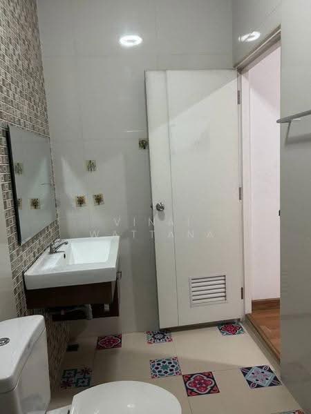 2-BR Townhouse, Bangkok, Thung Song Hong, Lak Si, Bangkok, 2 Bedrooms, 84 sqm, Townhouse For Sale, by Vinai Wattana, 500561054 - DDproperty.com