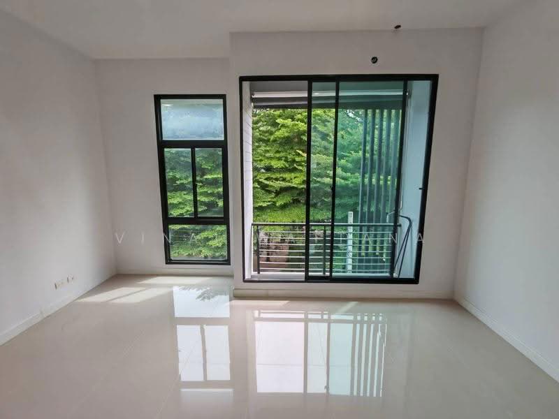 Baan Klang Muang Rama 9-Ramkhmahaeng, Bangkok, Soi Ramkhamhaeng 39, Phlapphla, Wang Thonglang, Bangkok, 3 Bedrooms, 149 sqm, Townhouse For Sale, by Vinai Wattana, 500561079 - DDproperty.com