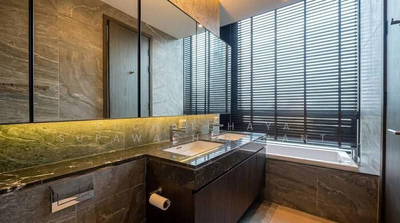 The Esse Sukhumvit 36, Bangkok, Soi Sukhumvit 36, Sukhumvit Road, Phra Kanong, Khlong Toei, Bangkok, 2 Bedrooms, 72 sqm, Condo For Rent, by Suchatchaya Supawachiranant, 500561080 - DDproperty.com