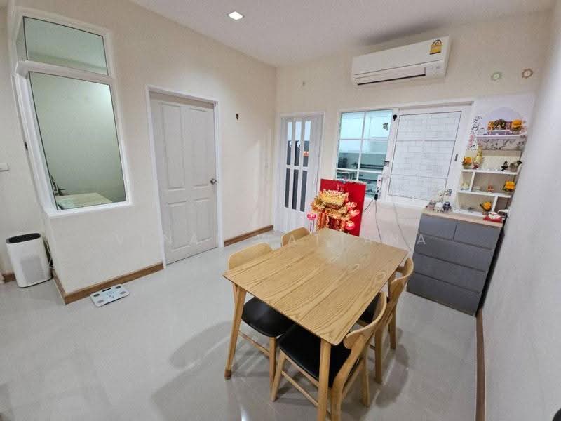 4-BR Townhouse, Bangkok, Bangpakok, Rat Burana, Bangkok, 4 Bedrooms, 130 sqm, Townhouse For Sale, by Vinai Wattana, 500561087 - DDproperty.com