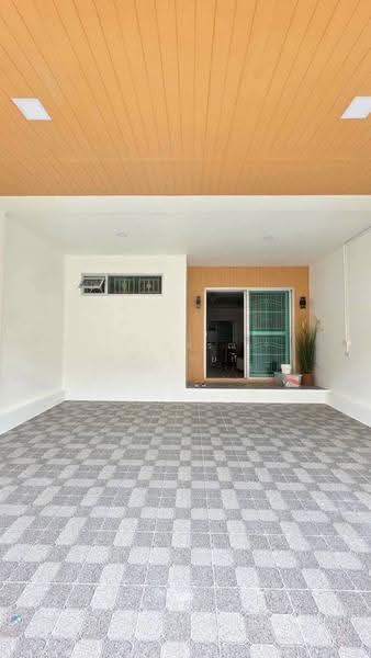 หมู่บ้านราชพฤกษ์เฟส3 ฉลองกรุง 61 ลาดกระบัง, Bangkok, ฉลองกรุง61, Lam Pla Tiew, Lat Krabang, Bangkok, 3 Bedrooms, 120 sqm, Townhouse For Sale, by นภัสศรณ์ วงศ์สินไทยกร (นันท์), 500561091 - DDproperty.com