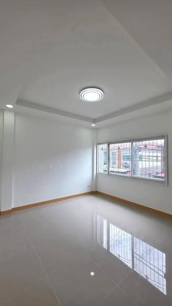 หมู่บ้านราชพฤกษ์เฟส3 ฉลองกรุง 61 ลาดกระบัง, กรุงเทพ, ฉลองกรุง61, ลำปลาทิว, ลาดกระบัง, กรุงเทพ, 120 ตร.ม., ทาวน์เฮ้าส์ ขาย, โดย นภัสศรณ์ วงศ์สินไทยกร (นันท์), 500561091 - DDproperty.com