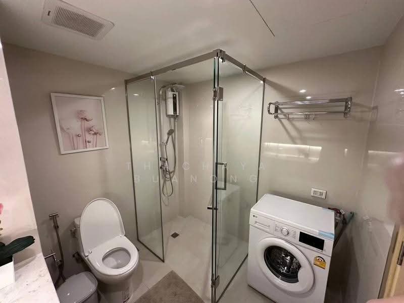 Silom Suite, Bangkok, Soi Sathorn 12, Sathorn Road, Silom, Bang Rak, Bangkok, 3 Bedrooms, 113 sqm, Condo For Rent, by Thachaya Buanong, 500561103 - DDproperty.com