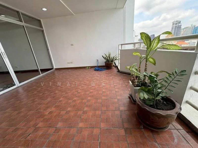 La Cascade, Bangkok, Eakamai, Khlong Tan Nua, Watthana, Bangkok, 3 Bedrooms, 260 sqm, Condo For Rent, by Vinai Wattana, 500561104 - DDproperty.com