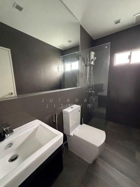 Perfect Place Rama 9-Krungthep Kreetha, Bangkok, Srinakarin - Rom Klao Road, Khlong Song Ton Nun, Lat Krabang, Bangkok, 3 Bedrooms, 222 sqm, Single Detached House For Sale, by Jutarat Jitmun, 500561197 - DDproperty.com