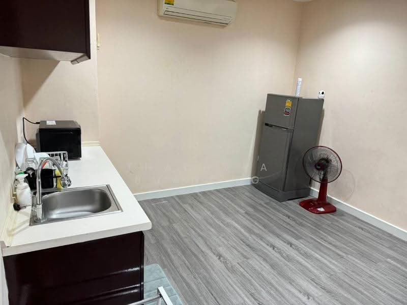 PG Rama 9, Bangkok, 98 Rama 9 Road, Huai Khwang, Bangkok, 1 Bedroom, 41 sqm, Condo For Sale, by Thachaya Buanong, 500561199 - DDproperty.com
